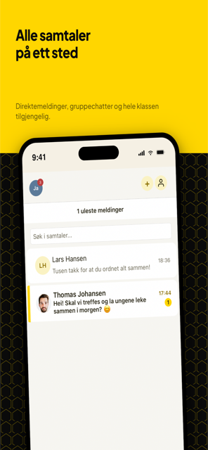 BiziKid chat screen showing class conversations